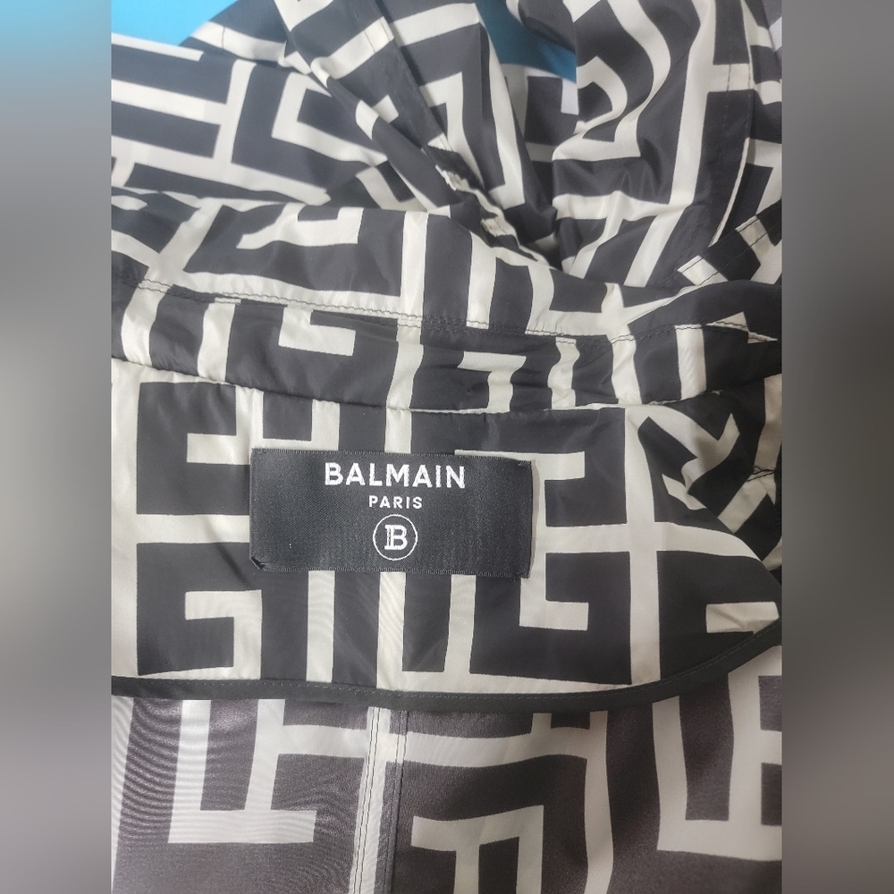 Balmain - Monogram Jacquard Pattern Trench Coat - Picture 11 of 11